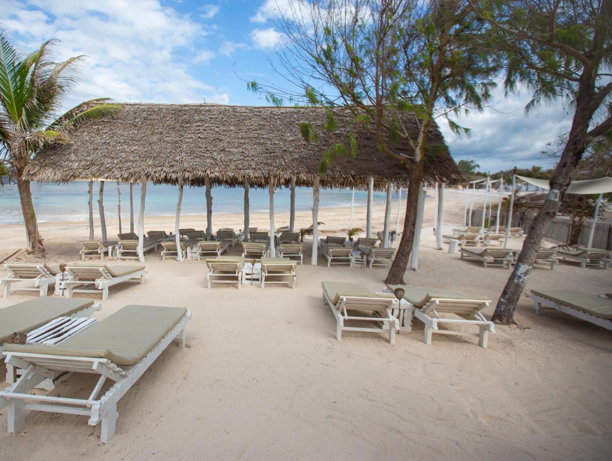 Ahg Lion Beach Resort Watamu Esterno foto